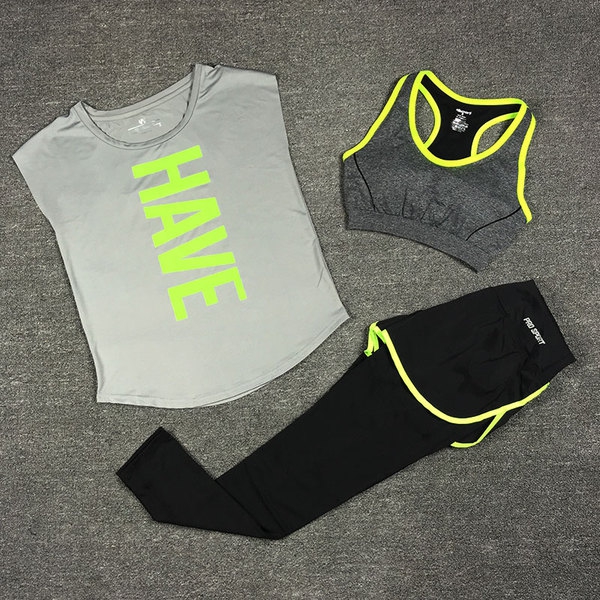 Дамски спортни екипи за тренировки с дълъг или къс панталон, тениска или бюстие