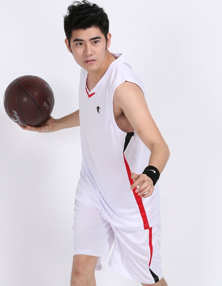 Мъжки спортни летни екипи от потник и къси панталони червени бели сини жълти сиви за фитнес баскетбол