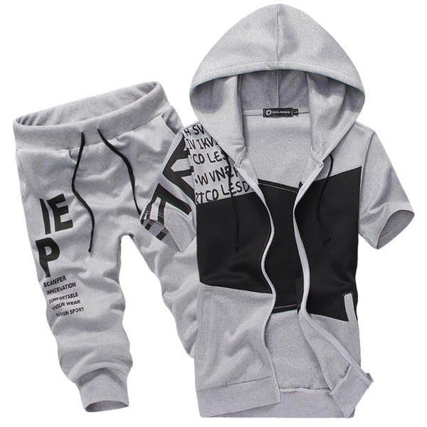 Мъжки спортни екипи в сив,черен,син и бял цвят 