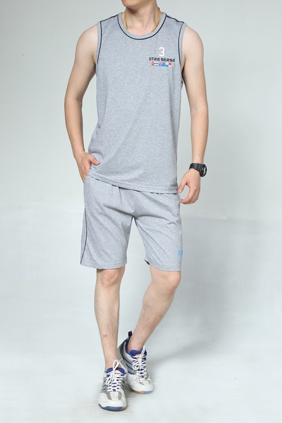 Мъжки спортни екипи 2 модела 2 цвята