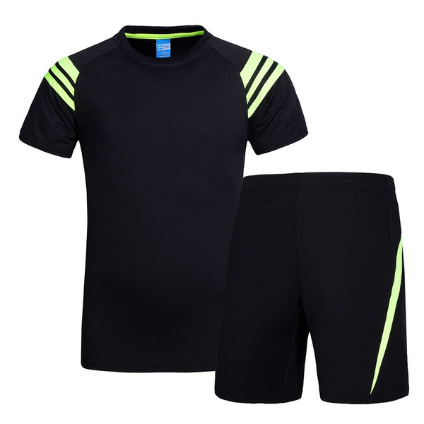 Casual ανδρικά αθλητικά ενδύματα σε τέσσερις χρωματικούς συνδυασμούς.