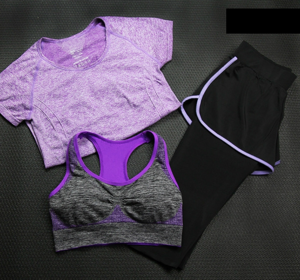 Дамски спортен комплект подходящ за танци, йога или друг вид тренировки