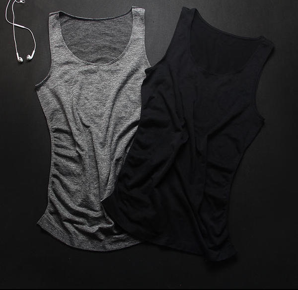 Бързосъхнещ спортен екип за тренировка: потник и бюстие