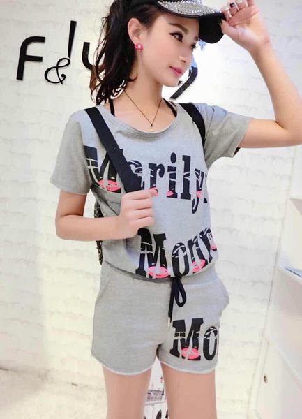 Дамски летен комплект от две части за спорт и ежедневие 