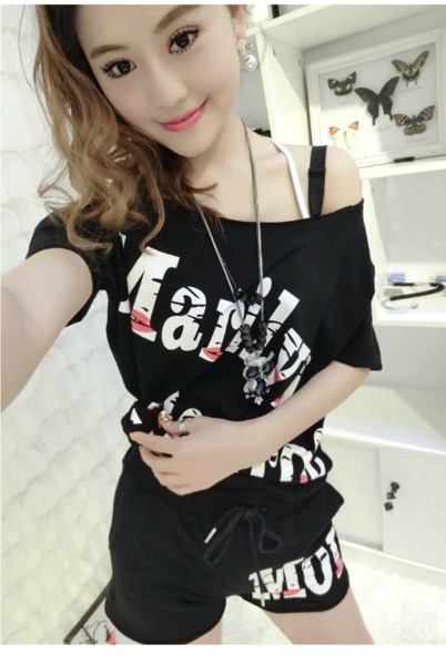 Дамски летен комплект от две части за спорт и ежедневие 