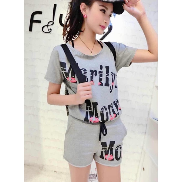 Дамски летен комплект от две части за спорт и ежедневие 