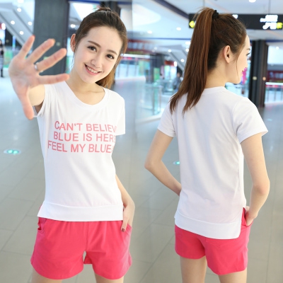 Дамски спортни екипи тениска и къси панталони-13 различни модела.