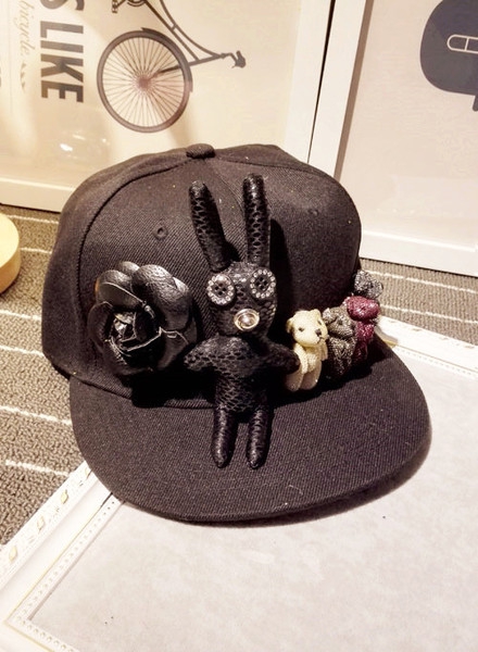 Дамска шапка с мечета в розов и черен цвят различни модели