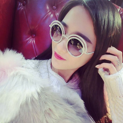 Дамски кръгли очила с перлички в различни цветове