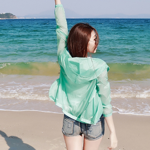 Дамски летни туриситчески дишащи якета с качулка със слънцезащитна функция бели, сиви, зелени, розови с качулки