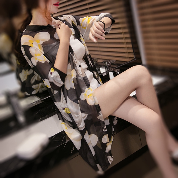 Дамско дълго шифонено парео тип риза за плаж с копчета 