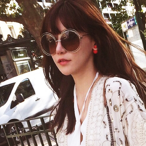 Големи кръгли дамски слънчеви очила в кафяв цвят