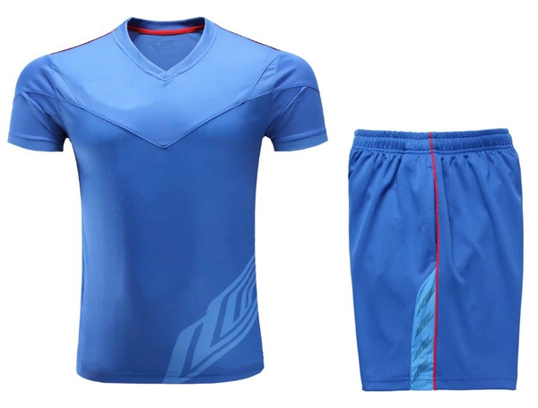 Мъжки спортни летни екипи от две части избор за горнище потник или тениска с къс ръкав червена и синя и къси панталони