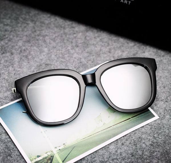 Кръгли слънчеви очила дамски звездни модели с огледални стъкла в лилав, син, кафяв и сребрист отенък