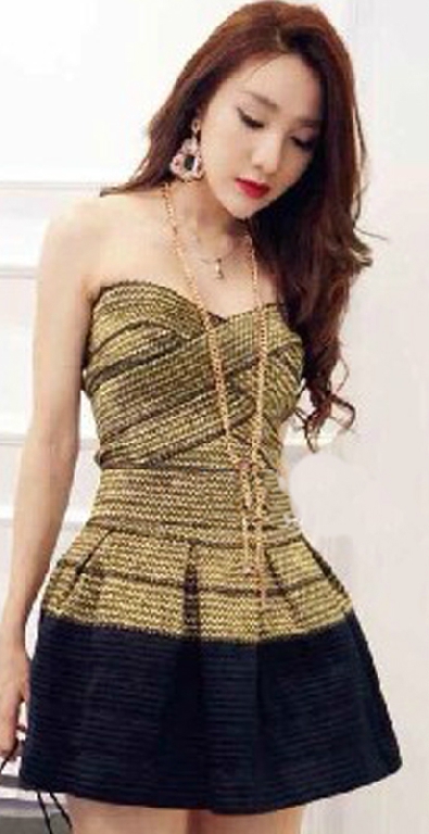 Дамска къса парти рокля тип бюстие черно със златисто ластична материя