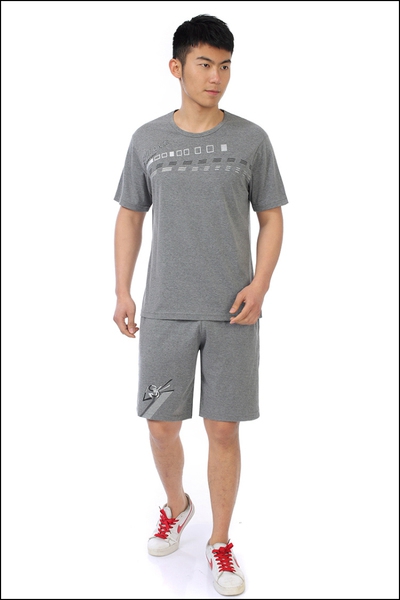 Летни къси мъжки спортни екипи в сив,бял и черен цвят - тениска и шорти