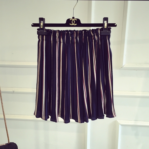 Οι γυναίκες σιφόν φούστες σε γκρι, μαύρο, κίτρινο, μπεζ και λευκό - 12 μοντέλα