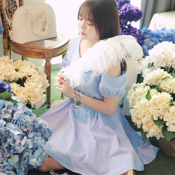 Κυρίες γαλάζιο μικρό βαμβακερό στράπλες φόρεμα με κοντά μανίκια για την καθημερινή και την παραλία