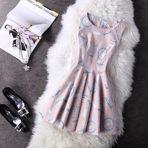 Дамски цветни къси рокли с цветя в 45 различни модела