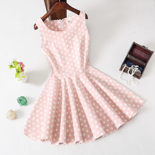 Дамски цветни къси рокли с цветя в 45 различни модела