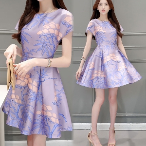 Дамска лятна нежна рокля в лилав цвят 1 модел