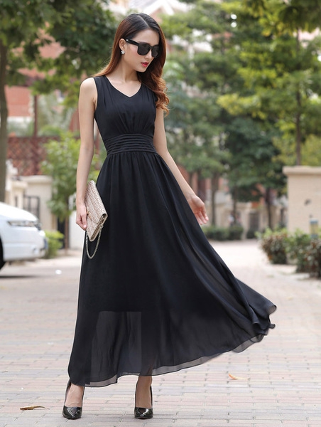 Дълги дамски шифонени рокли в розов,червен,черен,бял и син цвят