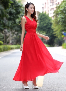Дълги дамски шифонени рокли в розов,червен,черен,бял и син цвят