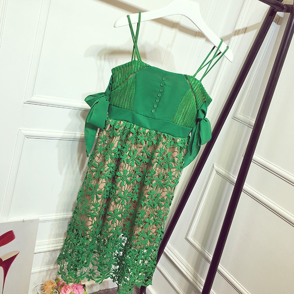 Дамски шифонени слим дантелени миди рокли с дължина над коляното и презрамки: жълти, зелени, бели