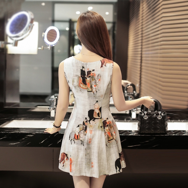 λευκό φόρεμα Καλοκαίρι κυρίας στα λευκά - 1 μοντέλο