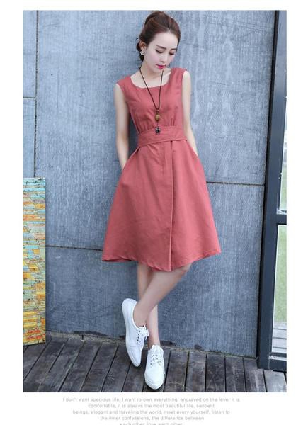 Дамски летни миди рокли подходящи за ежедневие в червен,син и бежов цвят