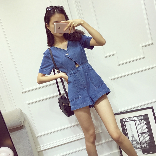 Οι γυναίκες τζιν τζιν φόρμες κοντομάνικα - 1 μοντέλο