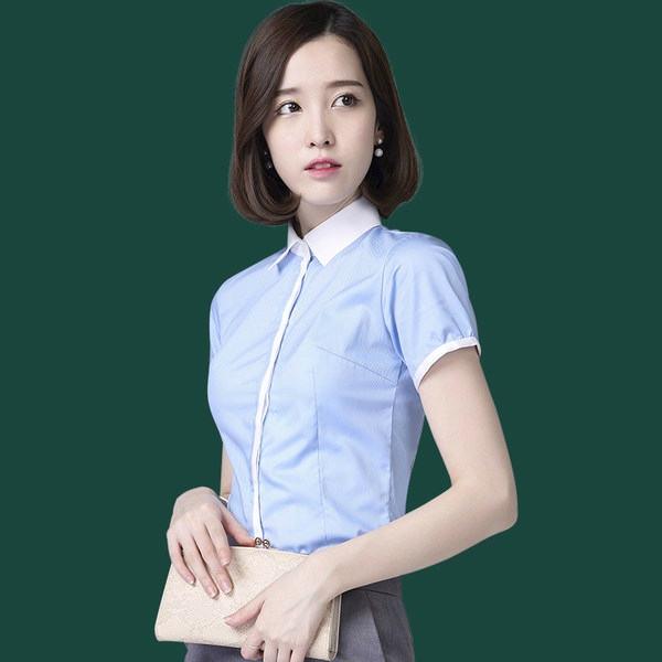 Дамски летни ризи с къс ръкав и яка сиви и сини с невероятна комбинация от памук (60 процента) и полиестър (40 процента)