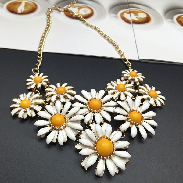 Дамски колиета в много различни цветове и форми - 35 модела