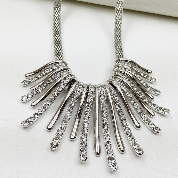 Дамски колиета в много различни цветове и форми - 35 модела