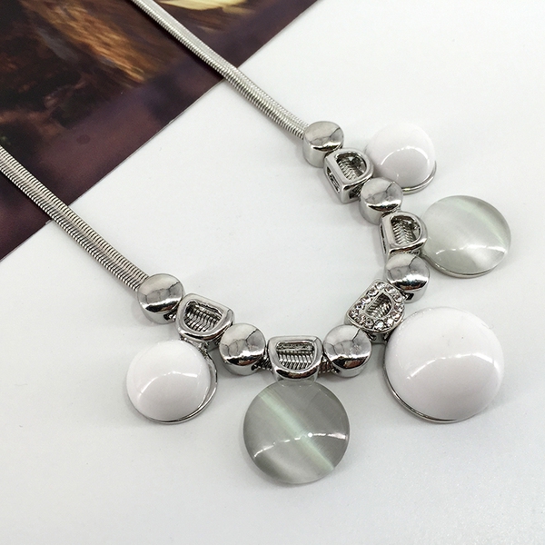 Дамски колиета в много различни цветове и форми - 35 модела