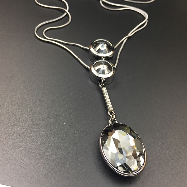 Γυναικεία κολιέ σε μπλε, ασημί και μαύρο - 23 διαφορετικά μοντέλα