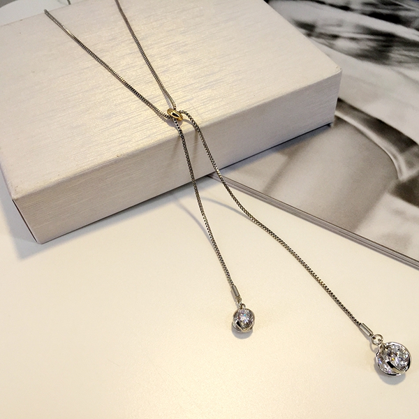 Γυναικεία κολιέ σε μπλε, ασημί και μαύρο - 23 διαφορετικά μοντέλα