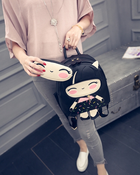 Дамски раници с анимационни герои Кити черни от изкуствена кожа и с мека повърхност