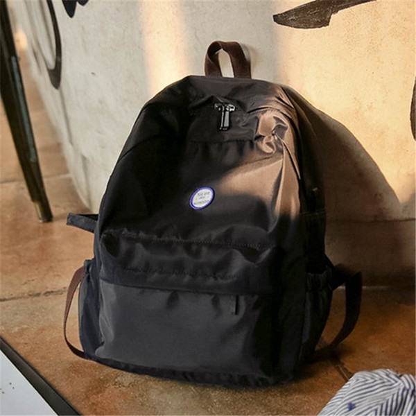 Дамска раница подходяща за ежедневие и пътуване в 6 различни цветови модела