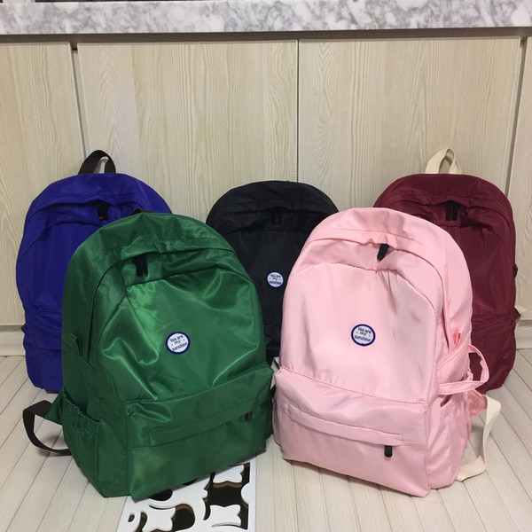 Дамска раница подходяща за ежедневие и пътуване в 6 различни цветови модела