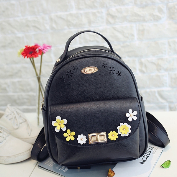 Водоустойчиви дамски раници от изкуствена кожа с цветя в 3 модела