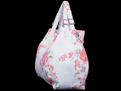 Τσάντα με floral δέρμα και ασημί εξαρτήματα, επιμήκη λαβή τοπική παραγωγή