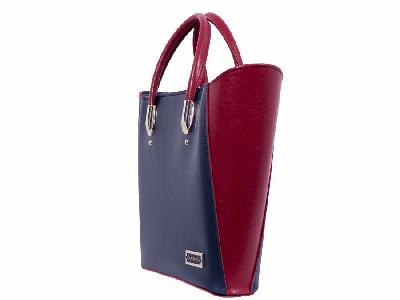 Дамски чанти от изкуствена ако кожа в три модела розови, тъмносини, бежови уникални комбинации и българсрко производство