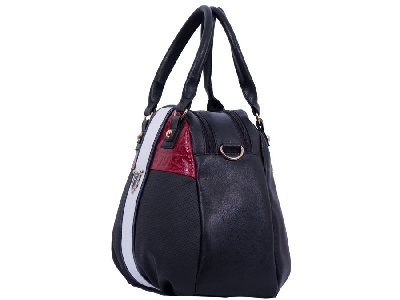 Дамски кожени чанти от еко кожа 4 модела в бежови и черни цветове българско производство 