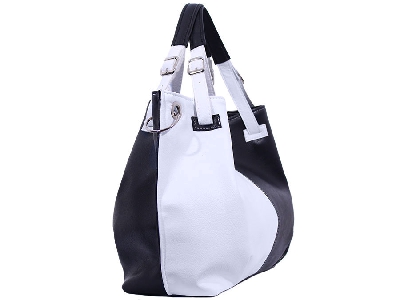 Дамски чанти от изкуствена кожа в два модела тъмнокафяв и бежов, и модел в съчетание черно и бяло 
