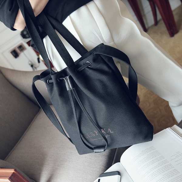 Дамски обемисти чанти в няколко цвята розови, светлосини, сиви с размери 28*38*8