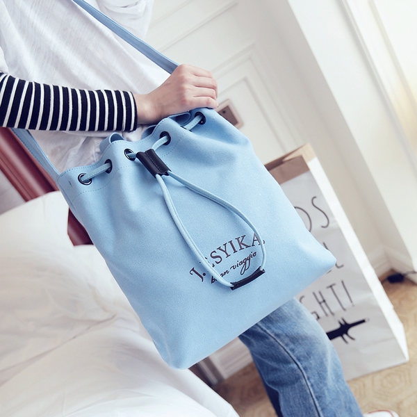 Дамски обемисти чанти в няколко цвята розови, светлосини, сиви с размери 28*38*8