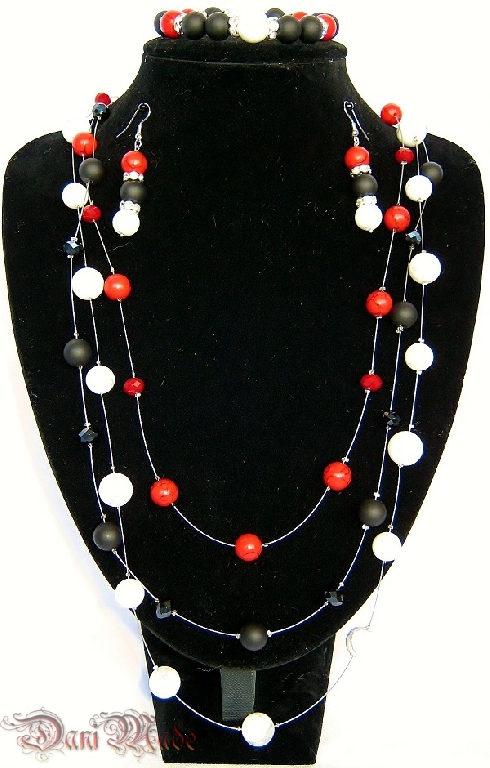 Ръчно изработен комплект бижута от естествени камъни