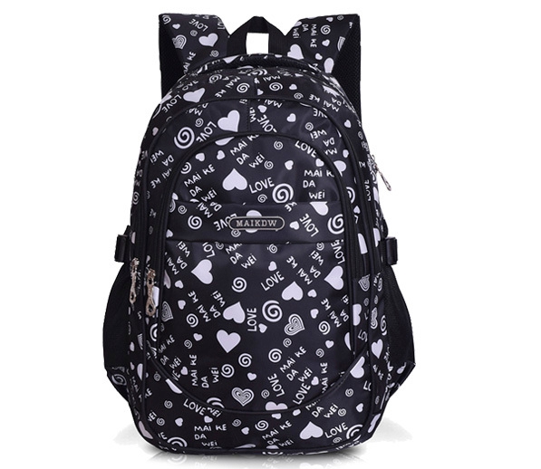 Αδιάβροχα σακίδια τα παιδιά για το σχολείο σε τρία χρώματα, δύο μεγέθη για τα κορίτσια.