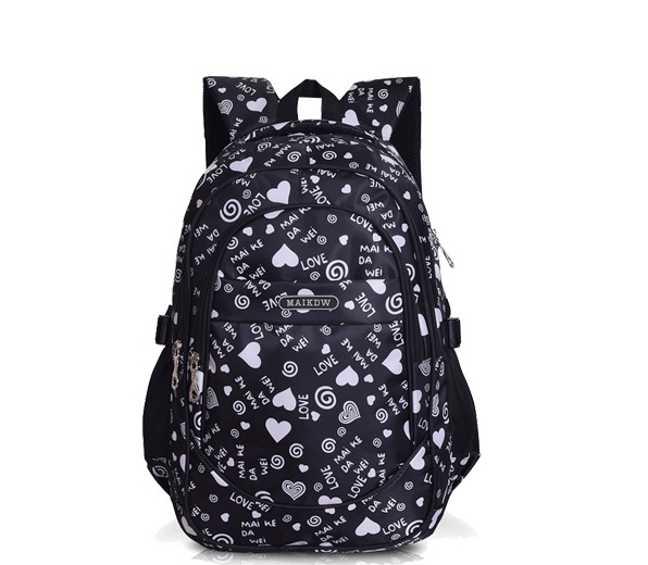 Αδιάβροχα σακίδια τα παιδιά για το σχολείο σε τρία χρώματα, δύο μεγέθη για τα κορίτσια.